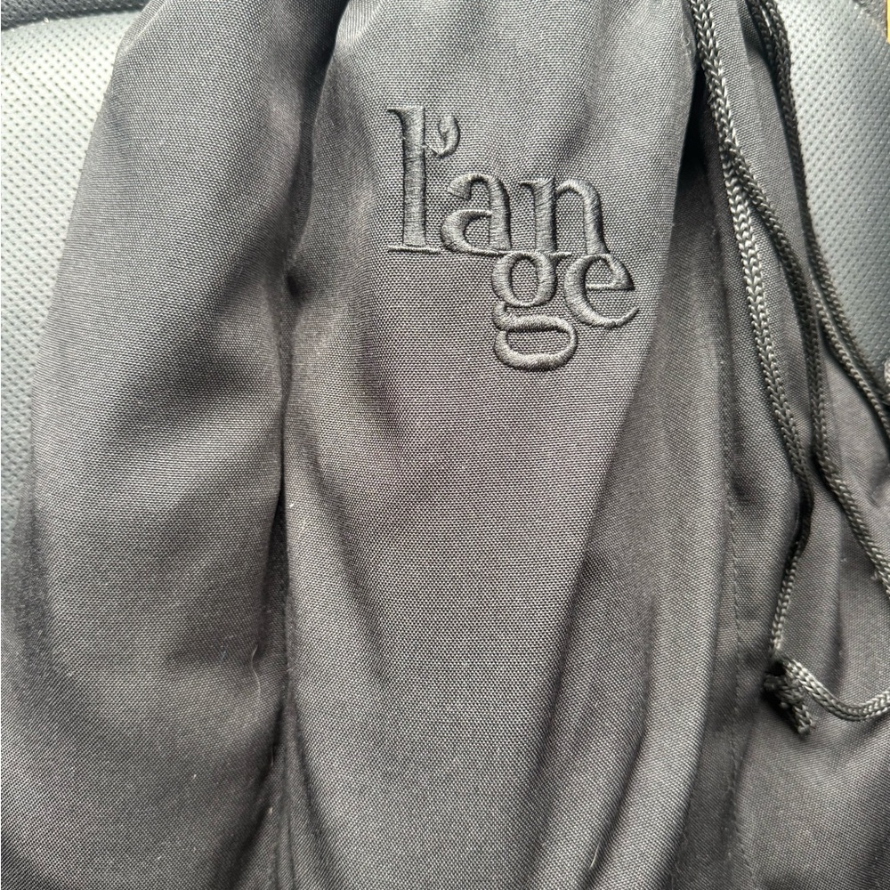 Lange Blow Dryer & Straightener Brush with Black Drawstring Travel Bag